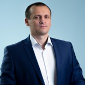 Олег Белый