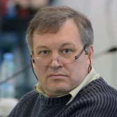 Александр Антонов