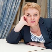 Нина Карелина