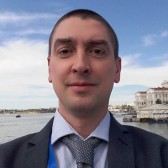Роман Гуторов