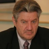 Виктор Алкснис