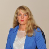 Елена Ушакова
