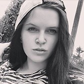 Анна Жаркова