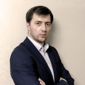Александр Дубровин