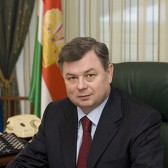 Анатолий Артамонов