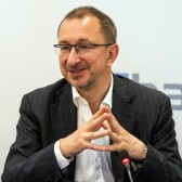 Виктор Достов