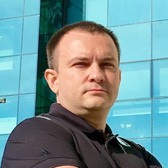 Владимир Тарханов