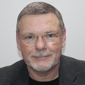 Олег Коновалов