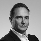 Арсений Тарасов
