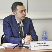 Агаси Арутюнян