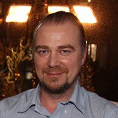 Аркадий Кузнецов