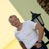 Евгений Петров