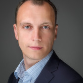 Александр Власов