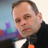 Роман Сенчин