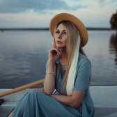 Любовь Попова