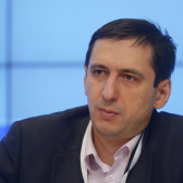 Андрей Арешев