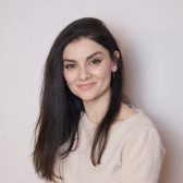 Елена Мнацаканян