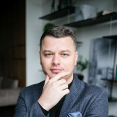 Стас Тихомолов