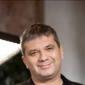 Денис Уваров