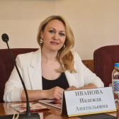 Надежда Иванова