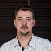 Дмитрий Лазарев