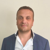 Виталий Седельников