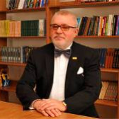 Виктор Макаров