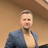 Евгений Лаптев