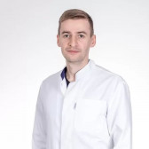 Руслан Левин