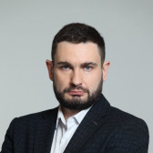 Леонид Плетнев