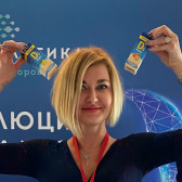Елена Попова